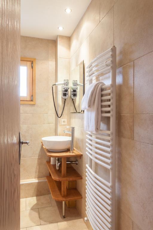 Hotel Le Caprice Des Neiges 孔布卢 客房 照片