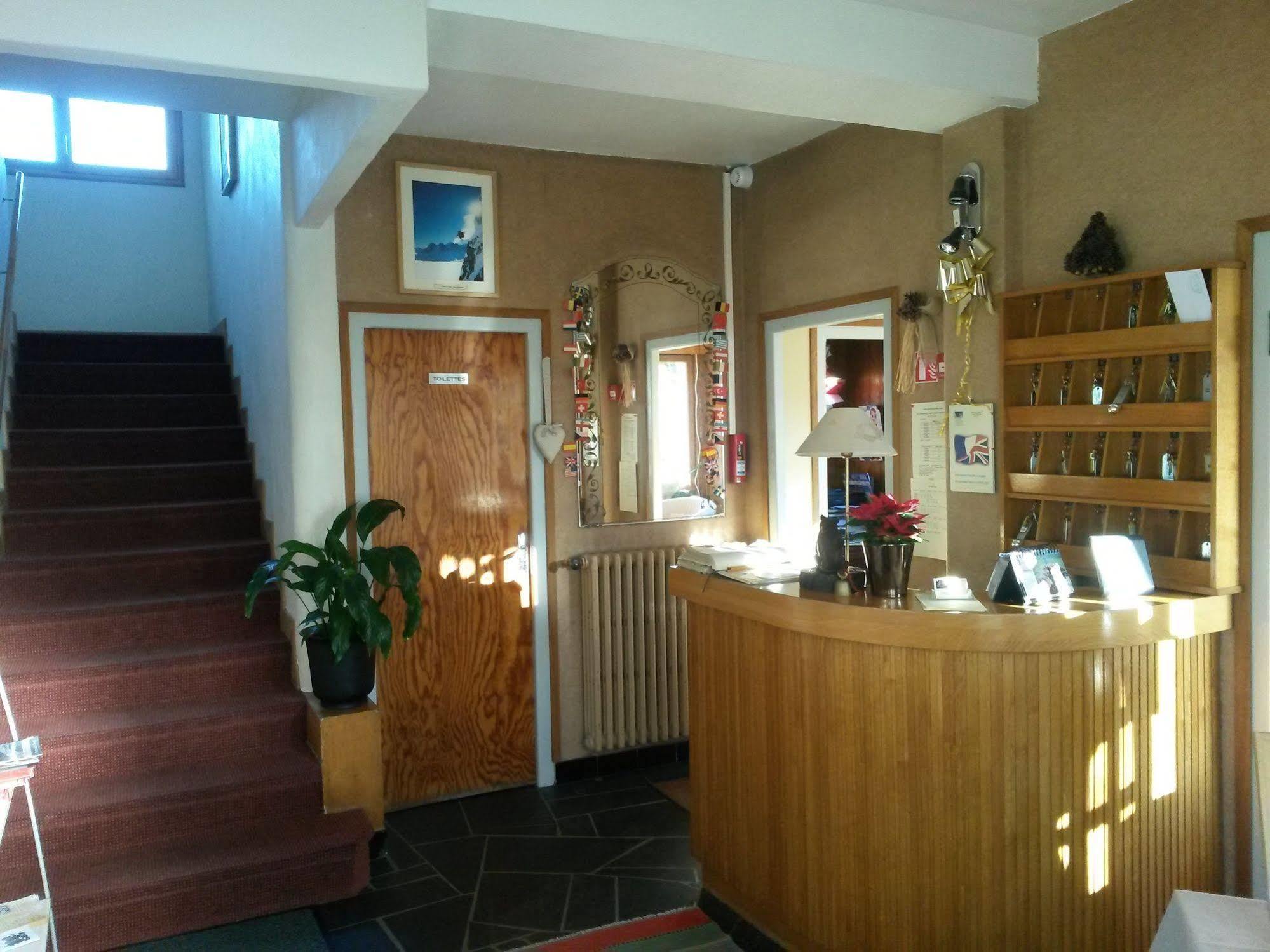 Hotel Le Caprice Des Neiges 孔布卢 外观 照片